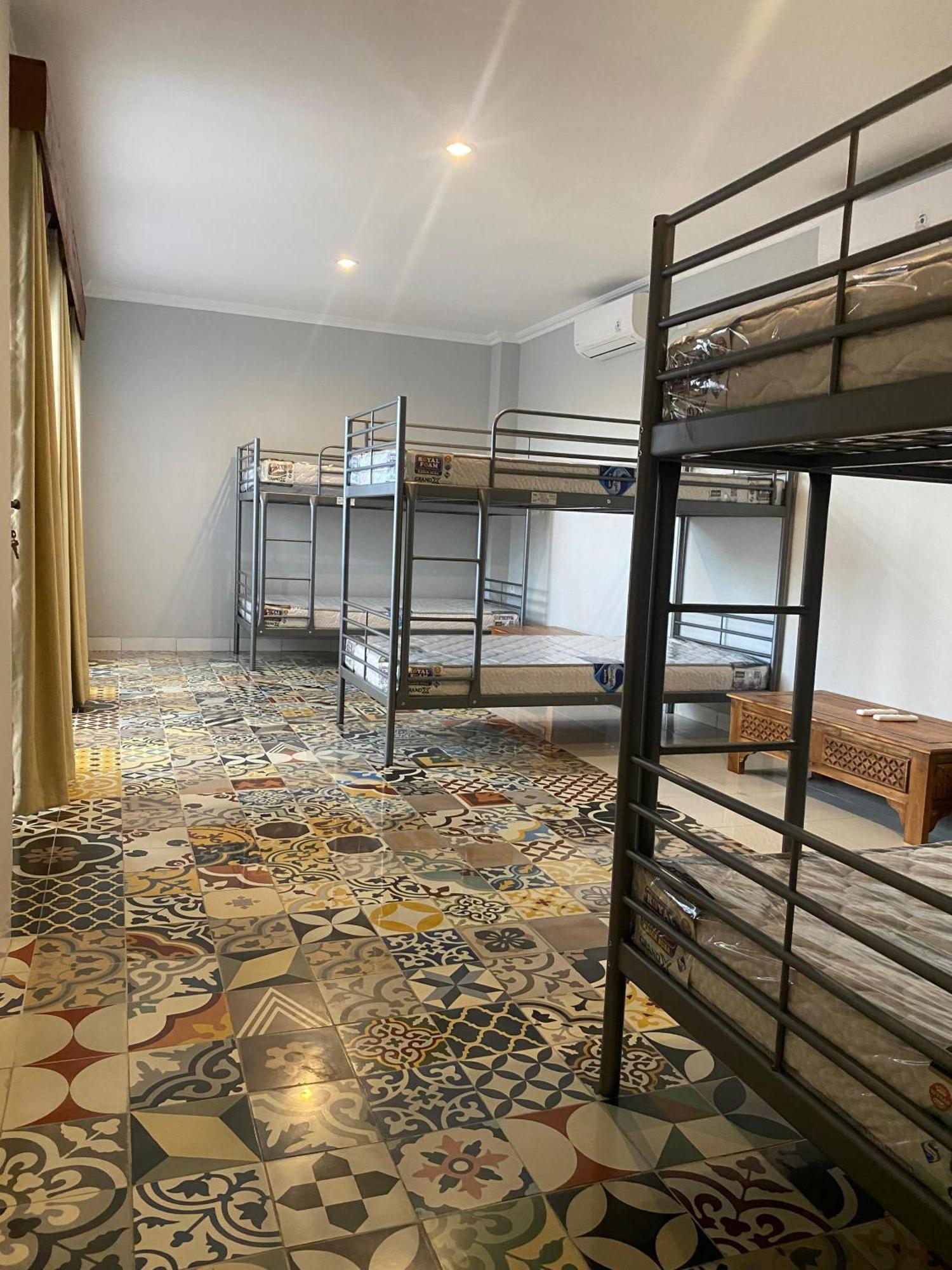 Bed and Breakfast Br Bed N Bfast Улувату Экстерьер фото